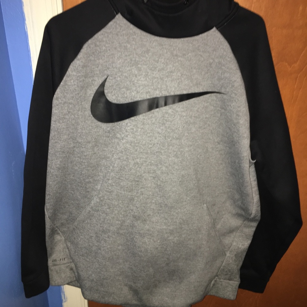 Nike sweatshirt